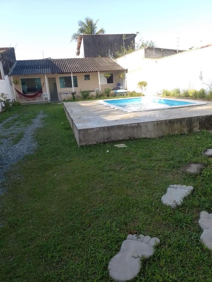 Vila Agradavel Com Piscina. Villa Peruíbe Exteriör bild